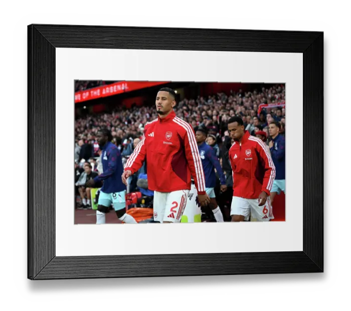 Framed Print : Arsenal v Burnley - Premier League