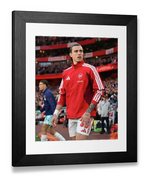 Framed Print : Arsenal v Burnley - Premier League Framed Print : Arsenal v Burnley - Premier League