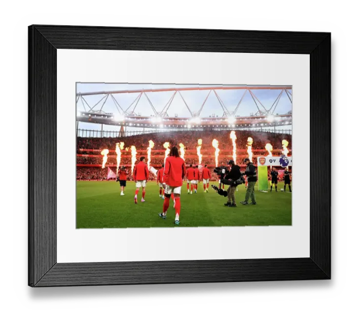 Framed Print : Arsenal v Burnley - Premier League Framed Print : Arsenal v Burnley - Premier League
