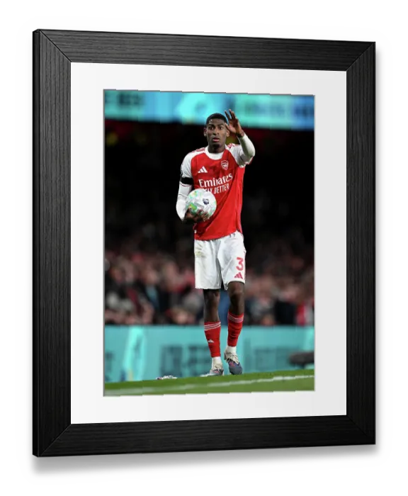 Framed Print : Arsenal v Burnley - Premier League
