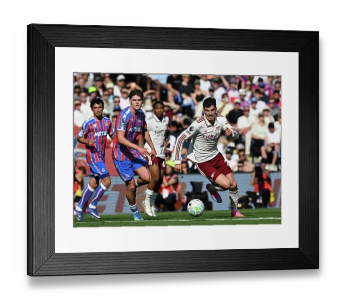 Framed Print : Crystal Palace v Arsenal - Premier League