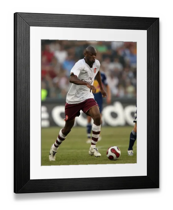 Framed Print : Abou Diaby's Standout Performance: Arsenal's 1-0 Pre-Season Victory Over Salzburg (2007)