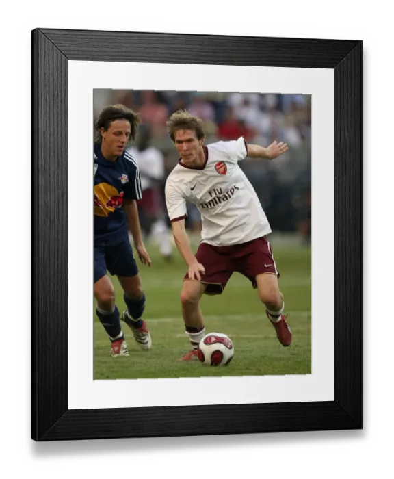 Framed Print : Alex Hleb (Arsenal) Rene Aufhauser (Salzburg)