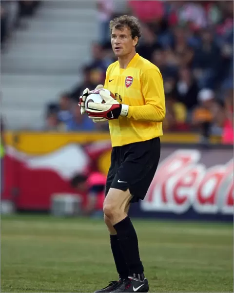 Jens Lehmann: Arsenal's Victorious Goalkeeper in Salzburg Pre-Season Friendly (2007)