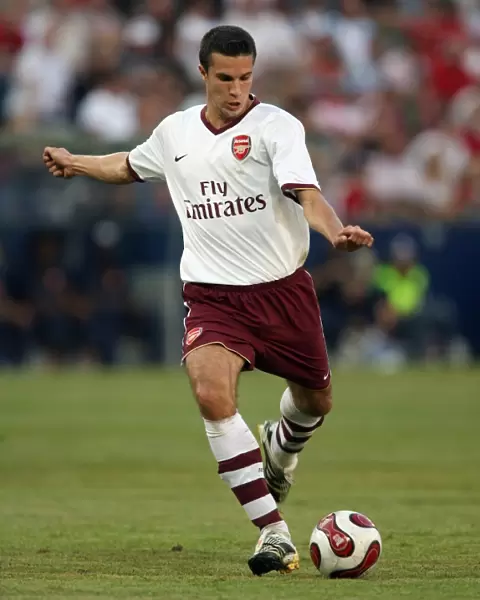 Robin van Persie's Debut: Arsenal's Thrilling 1-0 Win Over Salzburg in Pre-Season Friendly, 2007