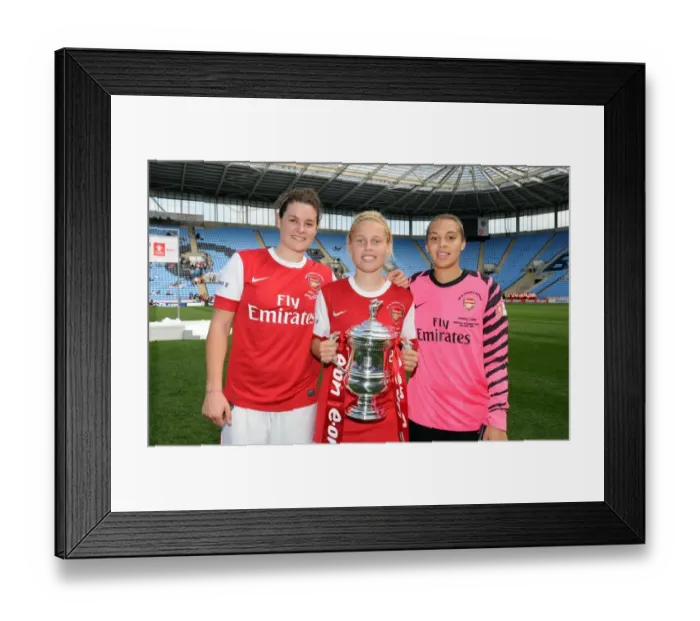 Framed Print : Jennifer Beattie, Gilly Flaherty and Rebecca Spencer (Arsenal) with the FA Cup Trophy Framed Print : Jennifer Beattie, Gilly Flaherty and Rebecca Spencer (Arsenal) with the FA Cup Trophy
