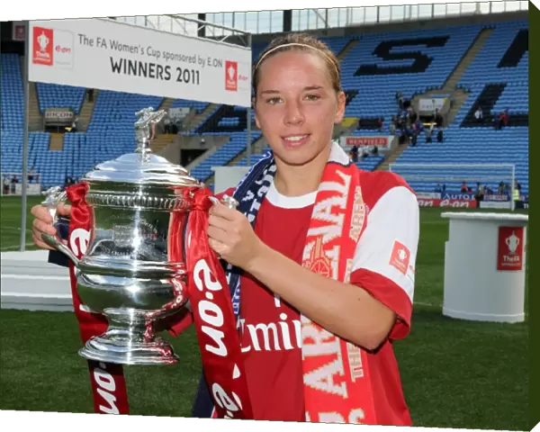 Jordan Nobbs (Arsenal) with the FA Cup Trophy. Arsenal Ladies 2: 0 Bristol Academy