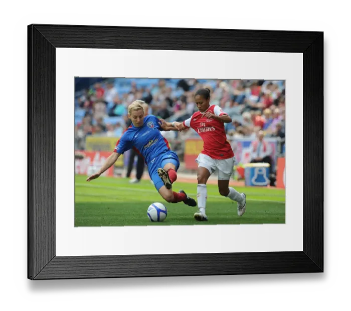 Framed Print : Arsenal's Rachel Yankey Scores the Winning Goal in FA Cup Final Against Bristol (2:0)
