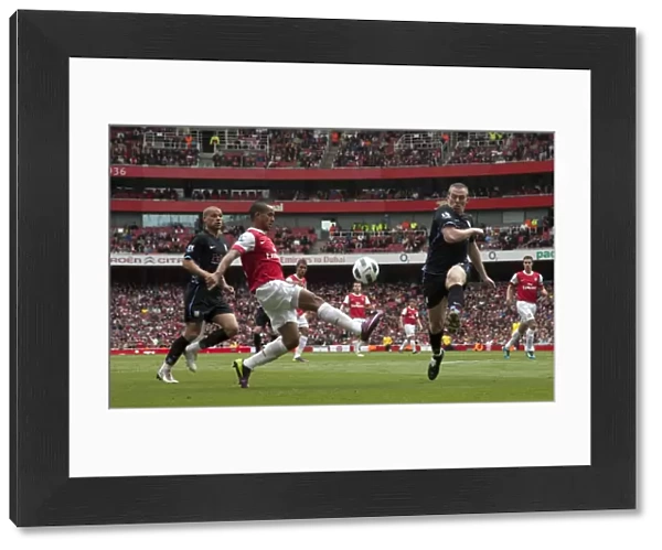 Theo Walcott (Arsenal) Richard Dunne (Villa). Arsenal 1: 2 Aston Villa. Barclays Premier League