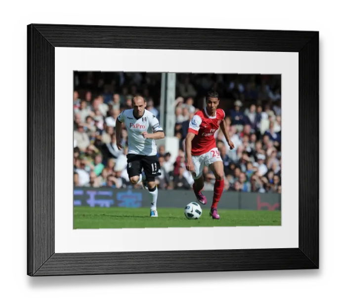 Framed Print : Marouane Chamakh (Arsenal) Danny Murphy (Fulham). Fulham 2: 2 Arsenal, Barclays Premier League