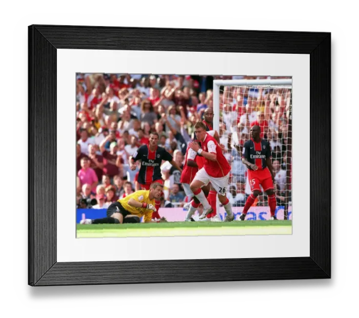 Framed Print : Nicklas Bendtner's Goal: Arsenal's 2-1 Victory over Paris Saint-Germain, Emirates Cup 2007 Framed Print : Nicklas Bendtner's Goal: Arsenal's 2-1 Victory over Paris Saint-Germain, Emirates Cup 2007