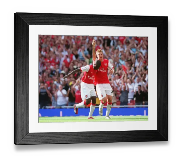 Framed Print : Bendtner and Eboue: Arsenal's Unforgettable Celebration after Scoring against Paris Saint-Germain (2:1), Emirates Cup 2007 Framed Print : Bendtner and Eboue: Arsenal's Unforgettable Celebration after Scoring against Paris Saint-Germain (2:1), Emirates Cup 2007