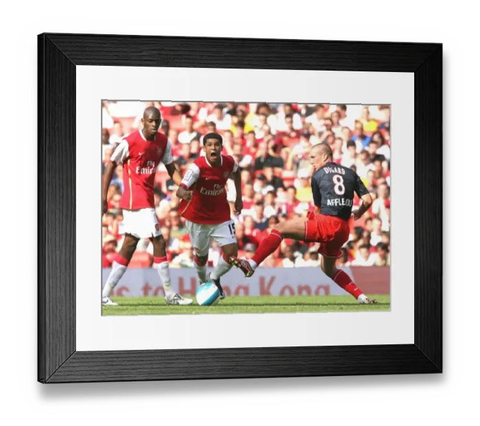 Framed Print : Denilson (Arsenal) Didier Digard (PSG) Framed Print : Denilson (Arsenal) Didier Digard (PSG)