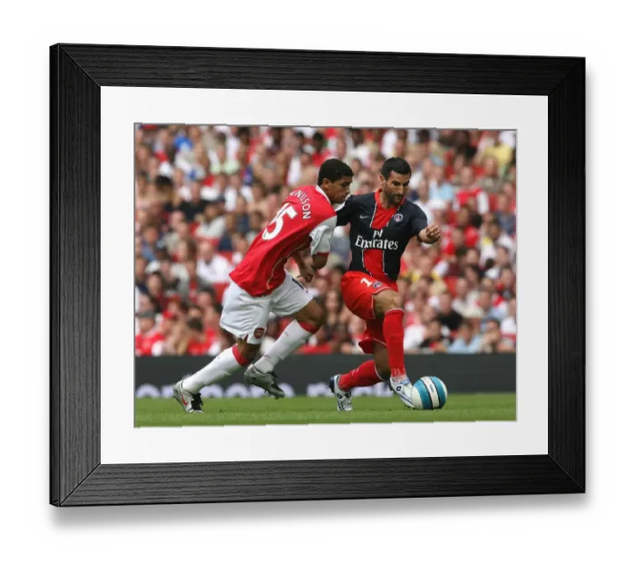 Framed Print : Denilson (Arsenal) Frau (PSG)