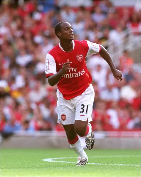 Justin Hoyte in Action: Arsenal's 2-1 Win over Paris Saint-Germain at Emirates Cup, Day One (2007)