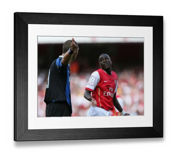 Framed Print : Emmauel Eboue (Arsenal) Marco Materazzi (Inter) Framed Print : Emmauel Eboue (Arsenal) Marco Materazzi (Inter)