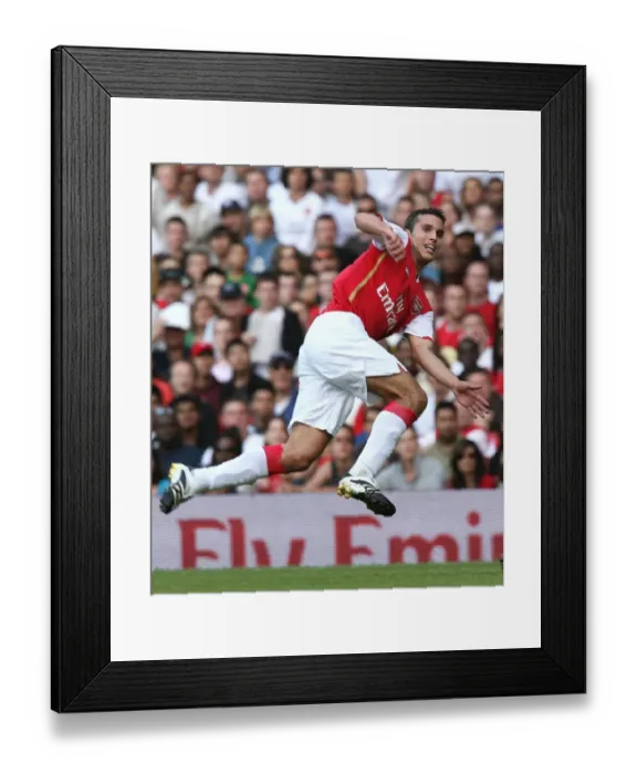 Framed Print : Robin van Perise (Arsenal) Framed Print : Robin van Perise (Arsenal)