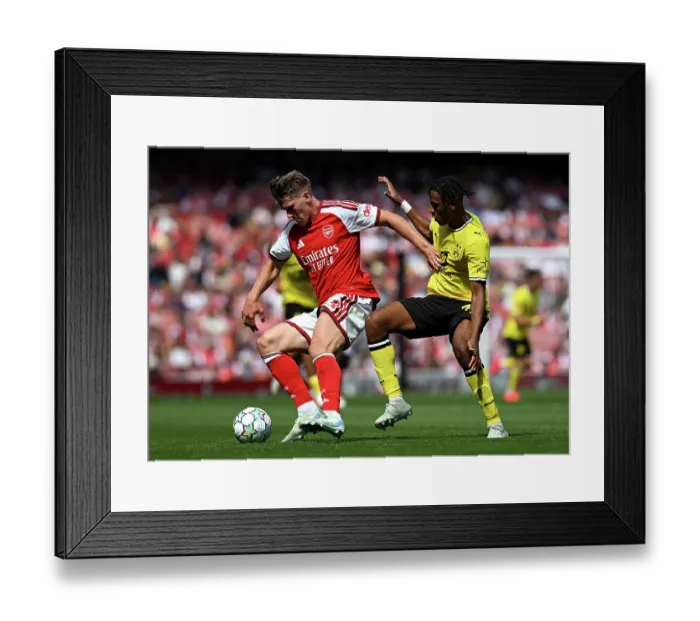 Framed Print : Arsenal FC v Borussia Dortmund - Pre-Season Friendly Framed Print : Arsenal FC v Borussia Dortmund - Pre-Season Friendly