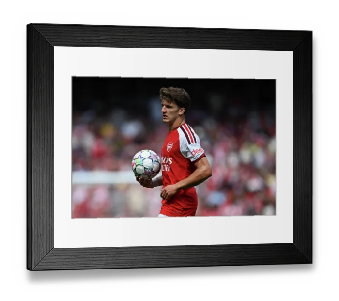 Framed Print : Arsenal FC v Borussia Dortmund - Pre-Season Friendly