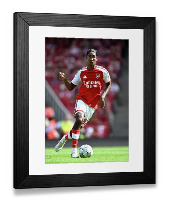 Framed Print : Arsenal FC v Borussia Dortmund - Pre-Season Friendly Framed Print : Arsenal FC v Borussia Dortmund - Pre-Season Friendly