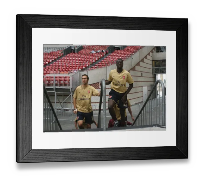 Framed Print : Manu Eboue and Mathieu Flamini (Arsenal)