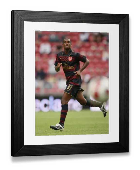 Framed Print : Arsenal's Justin Hoyte Scores in 2:1 Win Over Lazio at Amsterdam Tournament, Amsterdam ArenA (August 2, 2007)