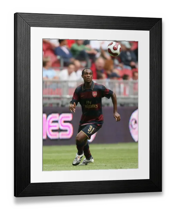 Framed Print : Justin Hoyte Scores the Winning Goal: Arsenal 2-1 Lazio at Amsterdam Tournament, 2007 Framed Print : Justin Hoyte Scores the Winning Goal: Arsenal 2-1 Lazio at Amsterdam Tournament, 2007