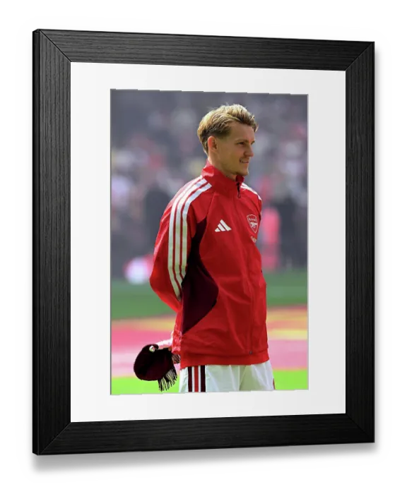 Framed Print : Arsenal v Manchester City - 2026 FA Community Shield Framed Print : Arsenal v Manchester City - 2026 FA Community Shield