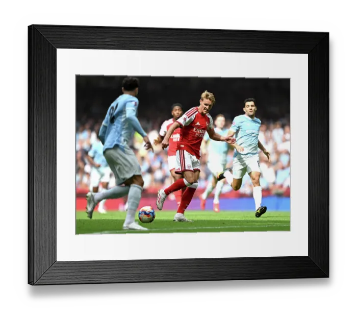 Framed Print : Arsenal v Manchester City - 2026 FA Community Shield Framed Print : Arsenal v Manchester City - 2026 FA Community Shield