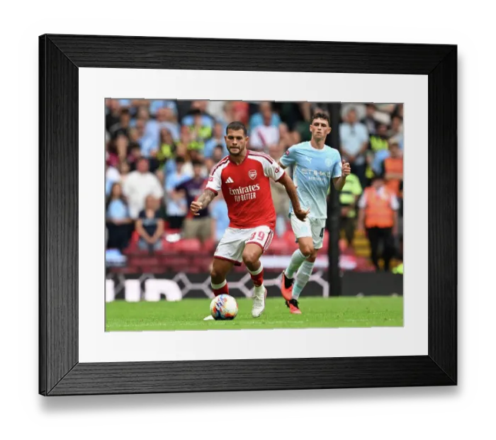 Framed Print : Arsenal v Manchester City - 2026 FA Community Shield Framed Print : Arsenal v Manchester City - 2026 FA Community Shield