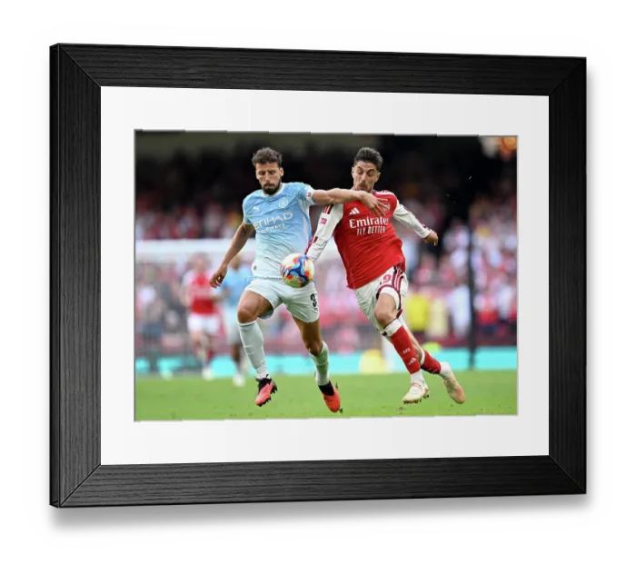 Framed Print : Arsenal v Manchester City - 2026 FA Community Shield Framed Print : Arsenal v Manchester City - 2026 FA Community Shield