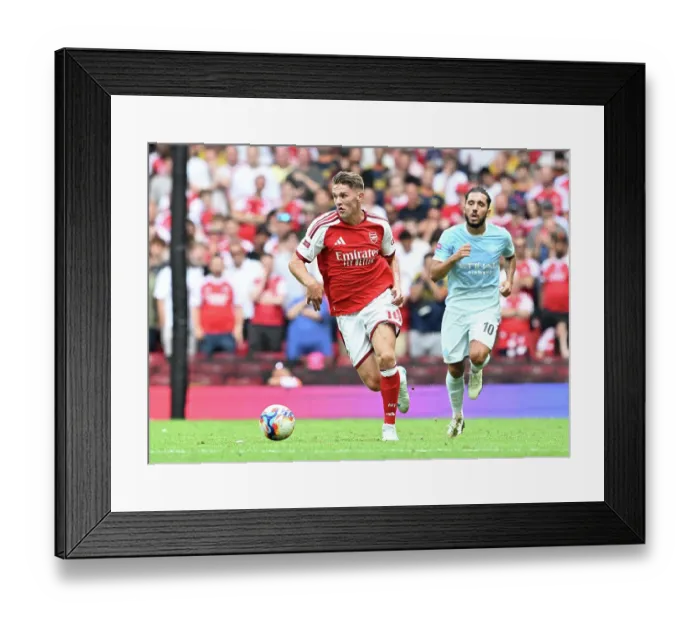 Framed Print : Arsenal v Manchester City - 2026 FA Community Shield Framed Print : Arsenal v Manchester City - 2026 FA Community Shield