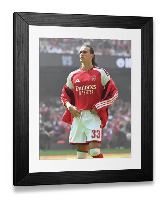 Framed Print : Arsenal v Manchester City - 2026 FA Community Shield Framed Print : Arsenal v Manchester City - 2026 FA Community Shield
