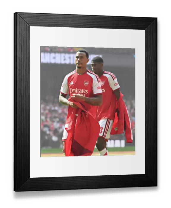 Framed Print : Arsenal v Manchester City - 2026 FA Community Shield Framed Print : Arsenal v Manchester City - 2026 FA Community Shield