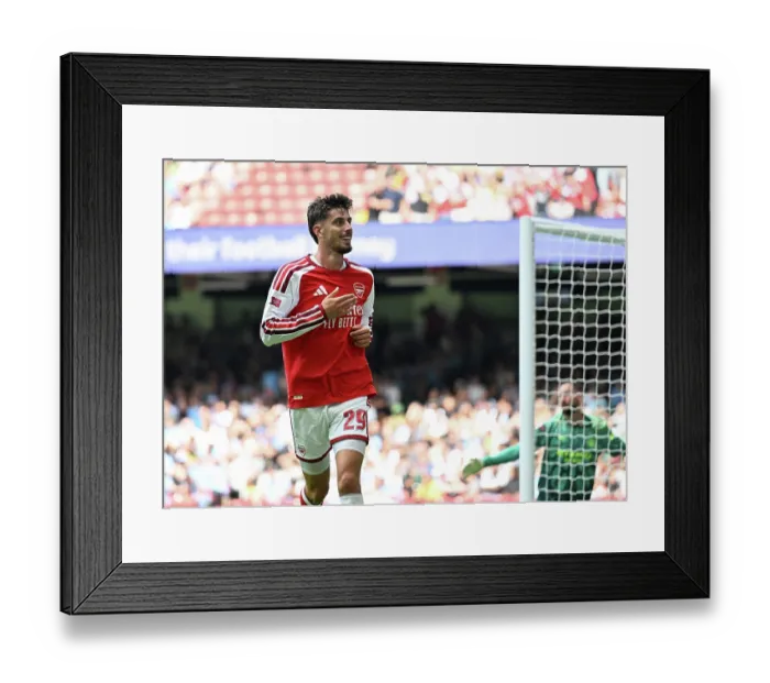 Framed Print : Arsenal v Manchester City - 2026 FA Community Shield Framed Print : Arsenal v Manchester City - 2026 FA Community Shield