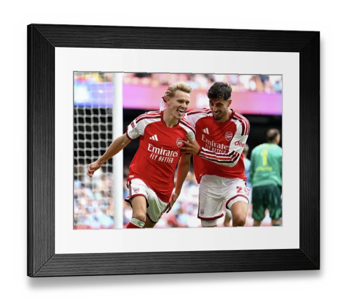 Framed Print : Arsenal v Manchester City - 2026 FA Community Shield Framed Print : Arsenal v Manchester City - 2026 FA Community Shield