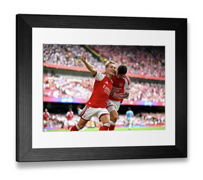 Framed Print : Arsenal v Manchester City - 2026 FA Community Shield Framed Print : Arsenal v Manchester City - 2026 FA Community Shield