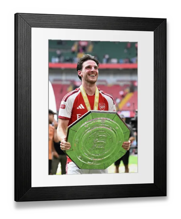 Framed Print : Arsenal v Manchester City - 2026 FA Community Shield Framed Print : Arsenal v Manchester City - 2026 FA Community Shield