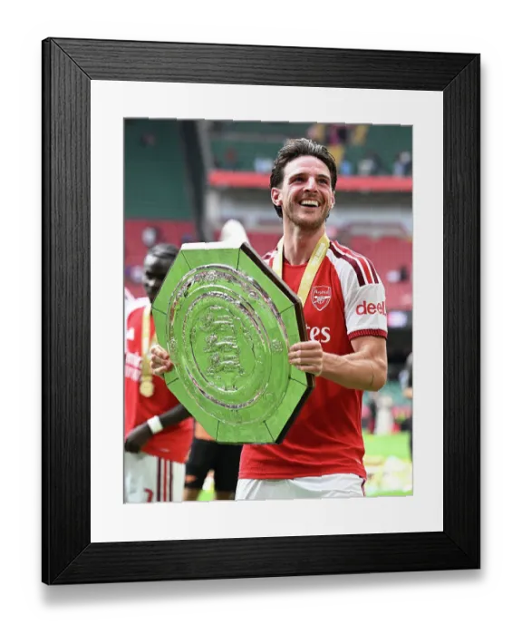 Framed Print : Arsenal v Manchester City - 2026 FA Community Shield Framed Print : Arsenal v Manchester City - 2026 FA Community Shield