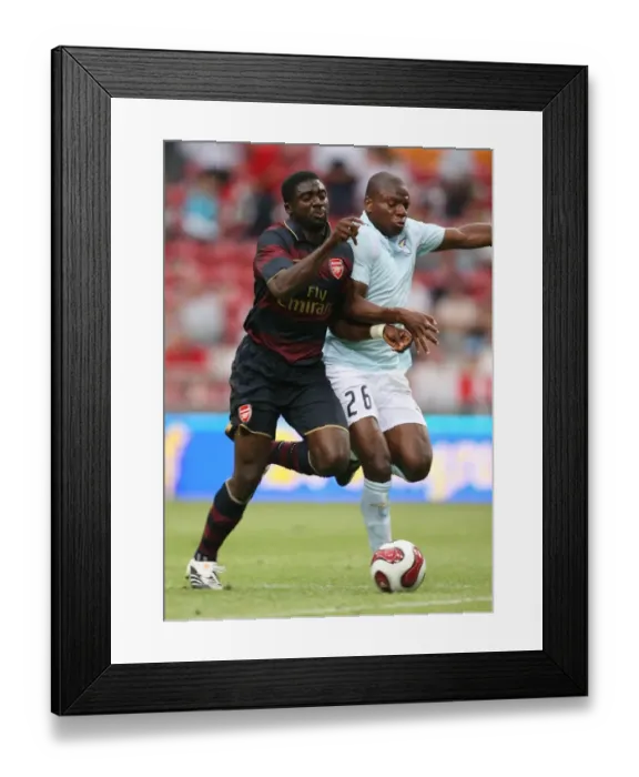 Framed Print : Arsenal's Toure Clashes with Mudingayi: Arsenal 2:1 Lazio, Amsterdam Tournament Day 1