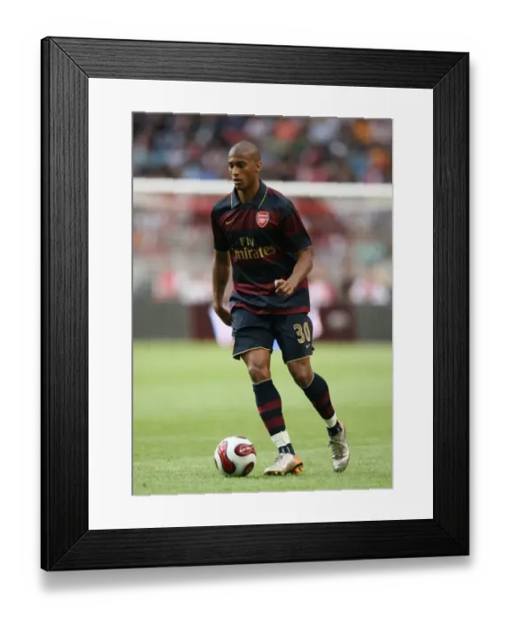 Framed Print : Armand Traore in Action: Arsenal's 2-1 Victory over Lazio at Amsterdam ArenA (2007) Framed Print : Armand Traore in Action: Arsenal's 2-1 Victory over Lazio at Amsterdam ArenA (2007)