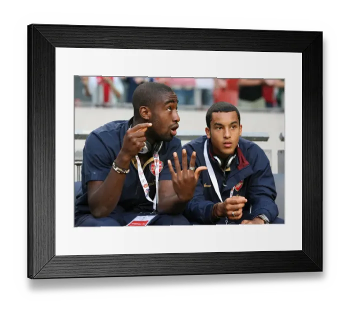 Framed Print : Arsenal's Djourou and Walcott Secure Victory: Ajax 0-1 Arsenal, Amsterdam, 2007