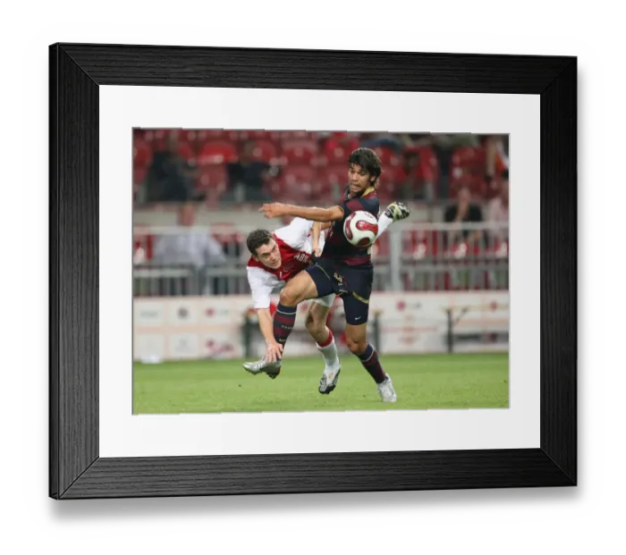 Framed Print : Eduardo (Arsenal) Thomas Vermaelen (Ajax) Framed Print : Eduardo (Arsenal) Thomas Vermaelen (Ajax)