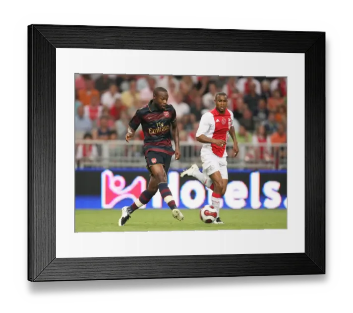 Framed Print : William Gallas (Arsenal) Colin (Ajax) Framed Print : William Gallas (Arsenal) Colin (Ajax)