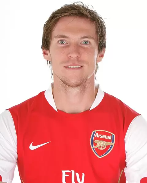 Alex Hleb with Arsenal First Team at Emirates Stadium (2007)