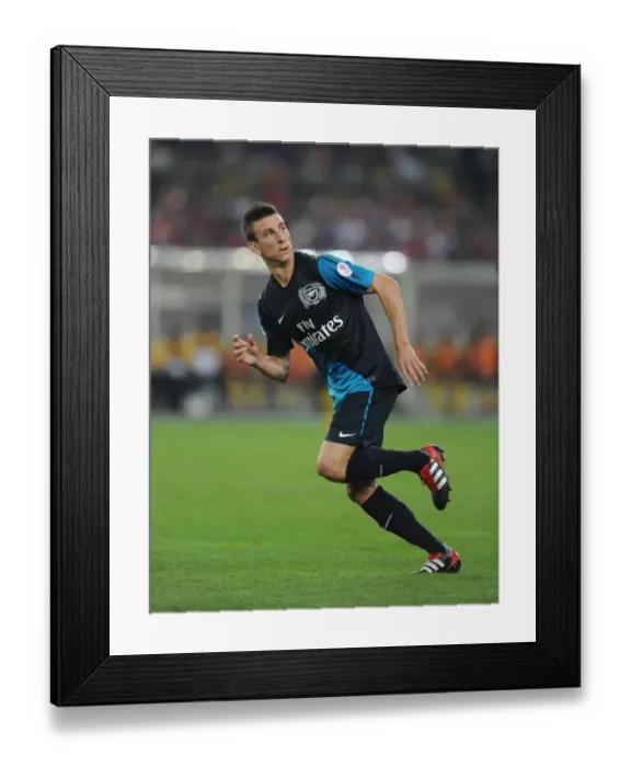Framed Print : Laurent Koscielny (Arsenal). Suajuna Hotel, Kuala Lumpur, Malaysia, 13  /  7  /  2011