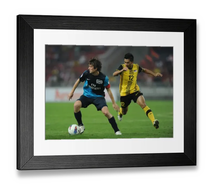 Framed Print : Tomas Rosicky (Arsenal) Amar Rohidan (Malaysia). Malaysia XI 0: 4 Arsenal Framed Print : Tomas Rosicky (Arsenal) Amar Rohidan (Malaysia). Malaysia XI 0: 4 Arsenal