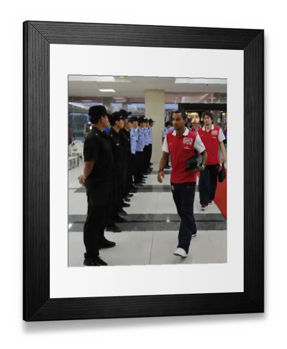 Framed Print : Theo Walcott Gears Up: Arsenal vs Hangzhou Greentown, China (2011)