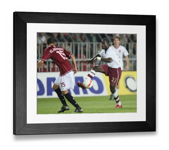 Framed Print : Emmanuel Eboue (Arsenal) Jiry Kladrubsky (Sparta Prague) Framed Print : Emmanuel Eboue (Arsenal) Jiry Kladrubsky (Sparta Prague)