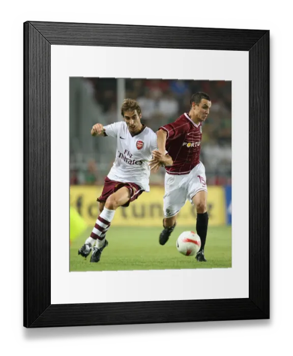 Framed Print : Mathieu Flamini (Arsenal) Jiry Kladrubsky (Sparta Prague) Framed Print : Mathieu Flamini (Arsenal) Jiry Kladrubsky (Sparta Prague)